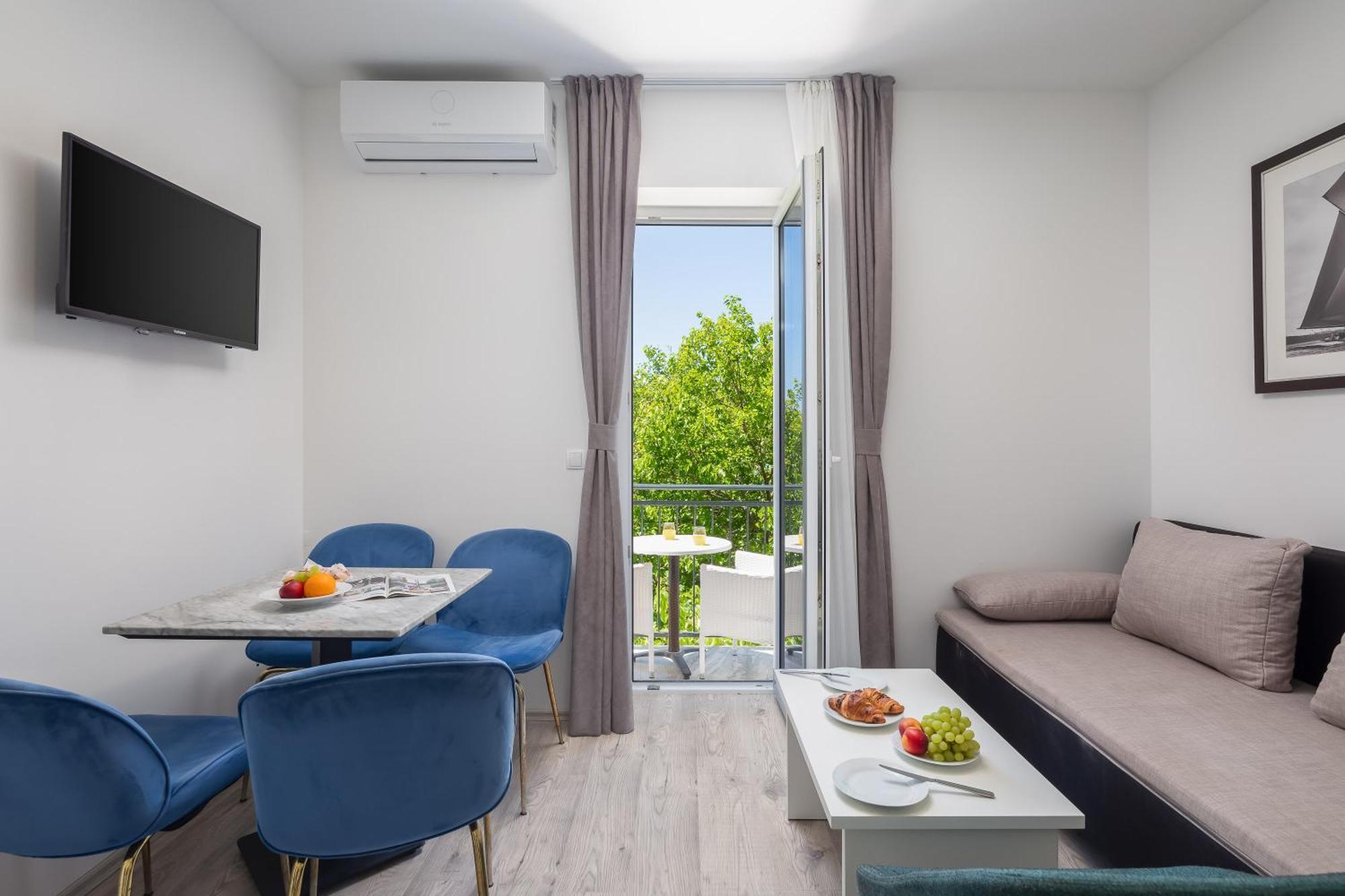 Beachfront Apartments Providenca With Free Parking Makarska Luaran gambar