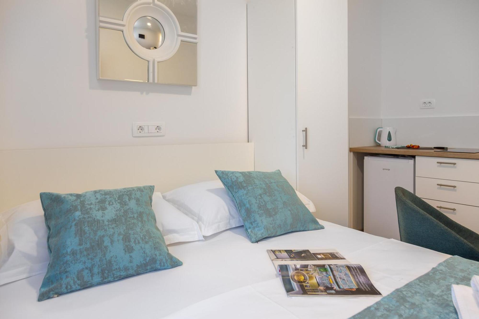 Beachfront Apartments Providenca With Free Parking Makarska Luaran gambar