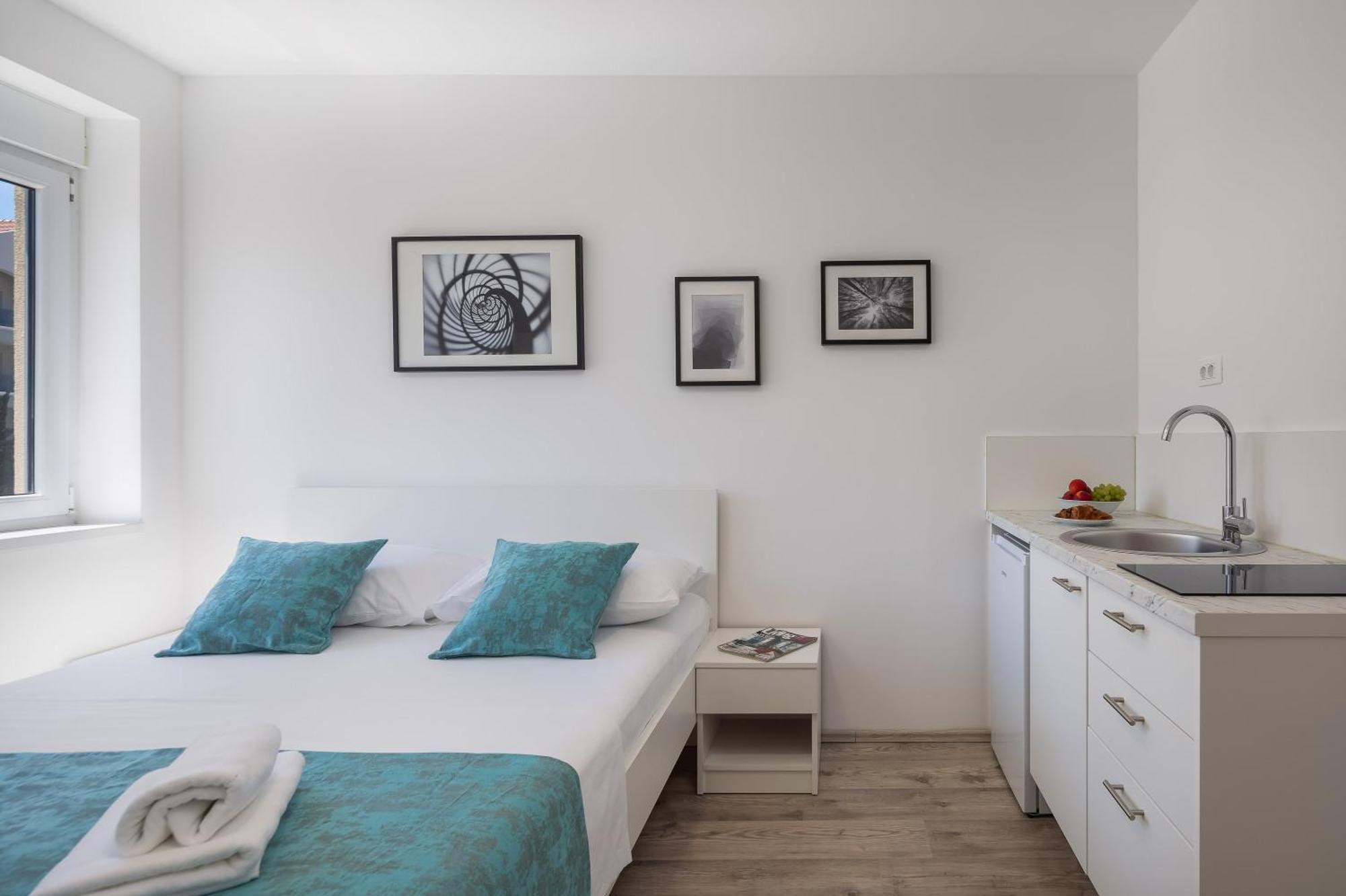 Beachfront Apartments Providenca With Free Parking Makarska Luaran gambar