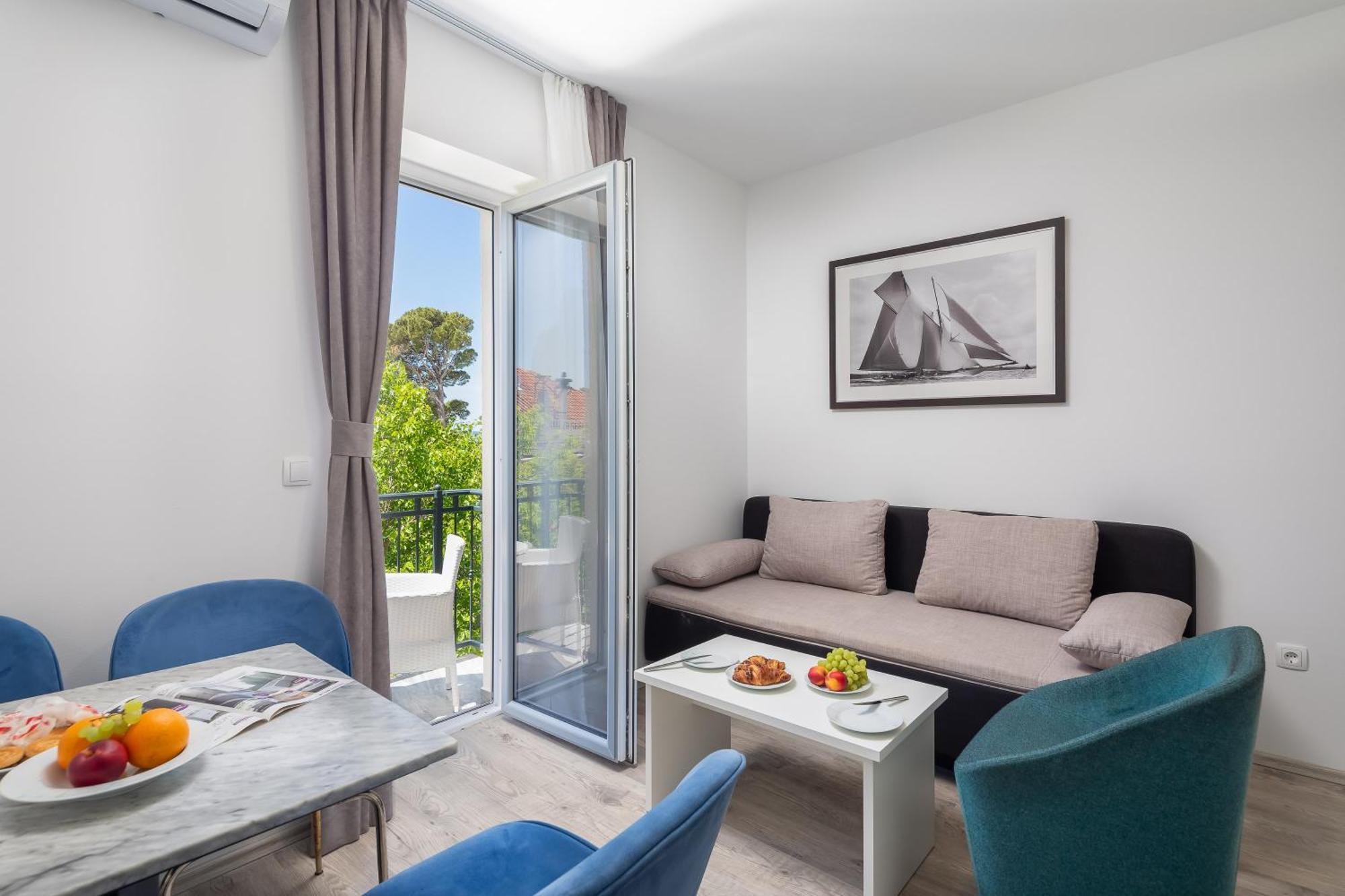 Beachfront Apartments Providenca With Free Parking Makarska Luaran gambar
