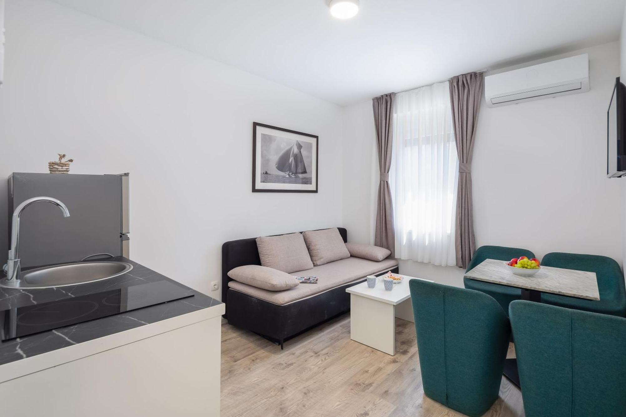 Beachfront Apartments Providenca With Free Parking Makarska Luaran gambar