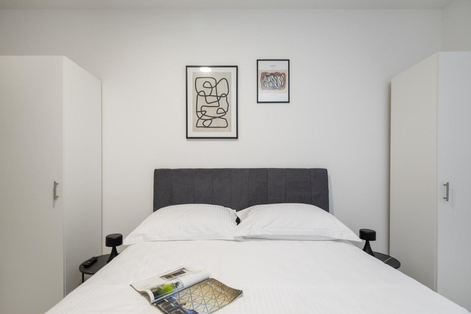 Beachfront Apartments Providenca With Free Parking Makarska Bilik gambar