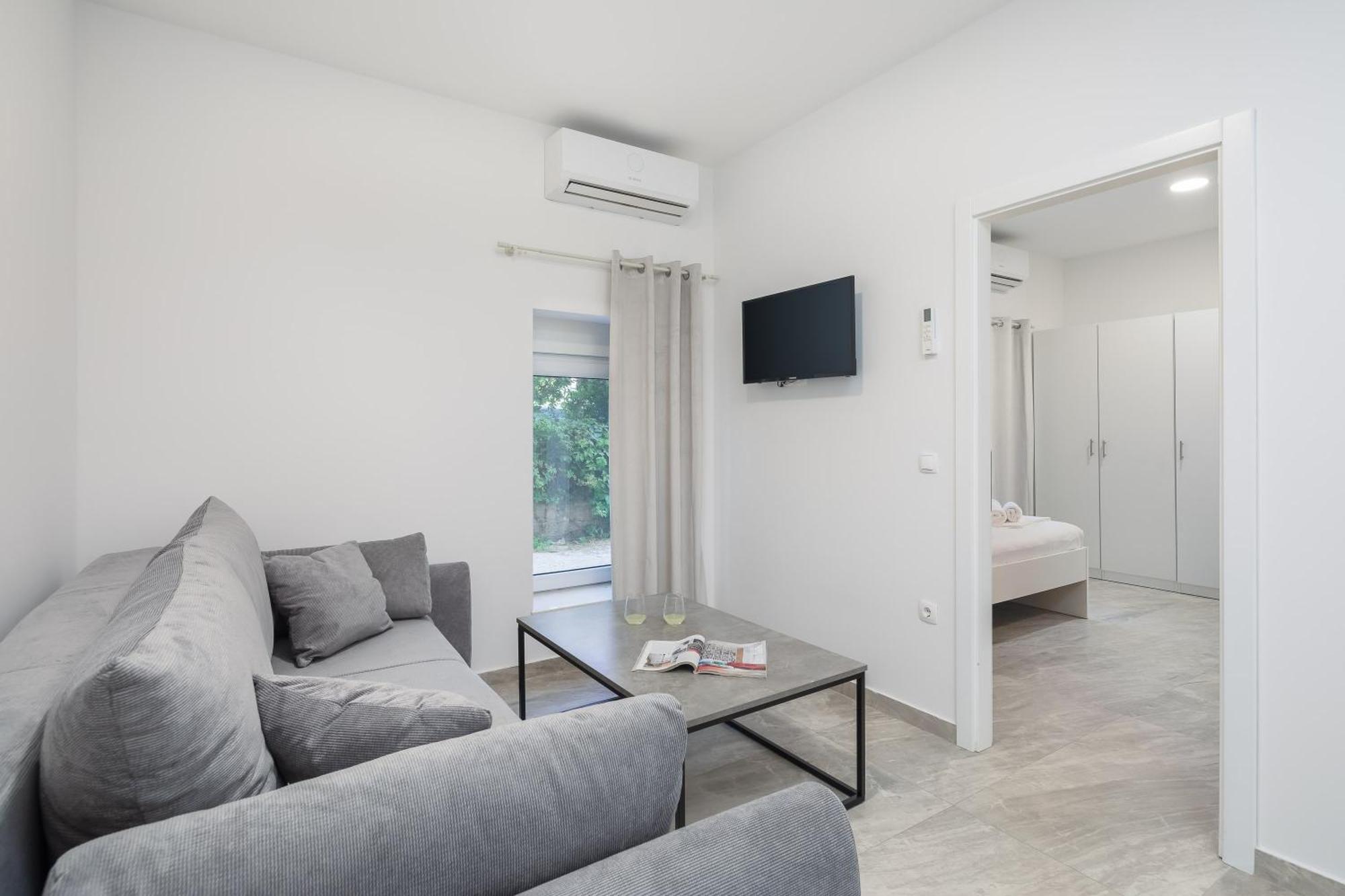 Beachfront Apartments Providenca With Free Parking Makarska Bilik gambar